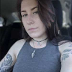 Meet your Posher, Leah